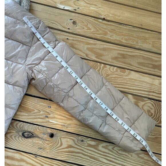 NWT Ann Taylor Weekend Sherpa Trim Puffer Jacket Size Medium Women’s Tan - Picture 8 of 8